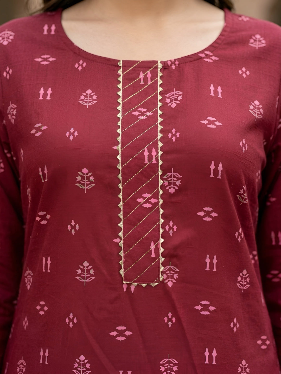 Printed Straight Kurta with Three Quarter