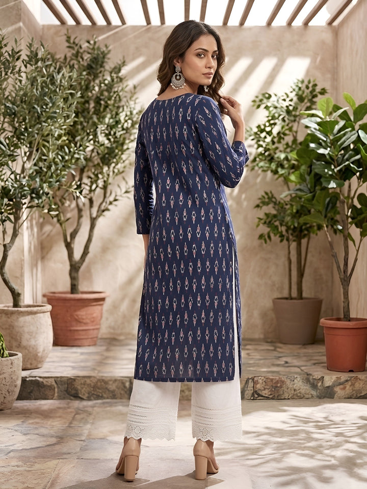Printed Straight Kurta with Three Quarter Sleeves