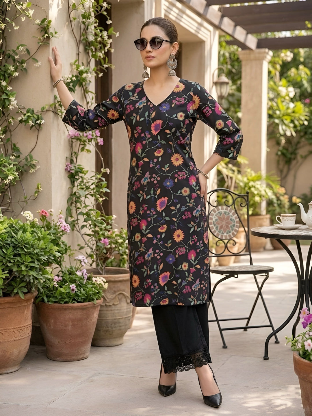 Printed Straight Kurta with Three Quarter