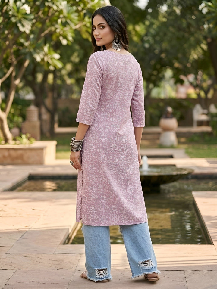 Printed Straight Kurta with Three Quarter Sleeves