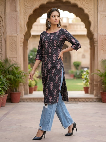 Printed Straight Kurta with Three Quarter Sleeves