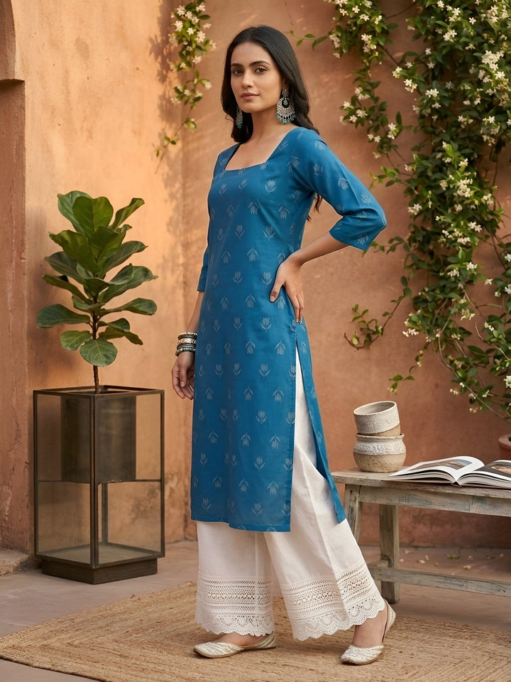 Printed Straight Kurta with Three Quarter Sleeves