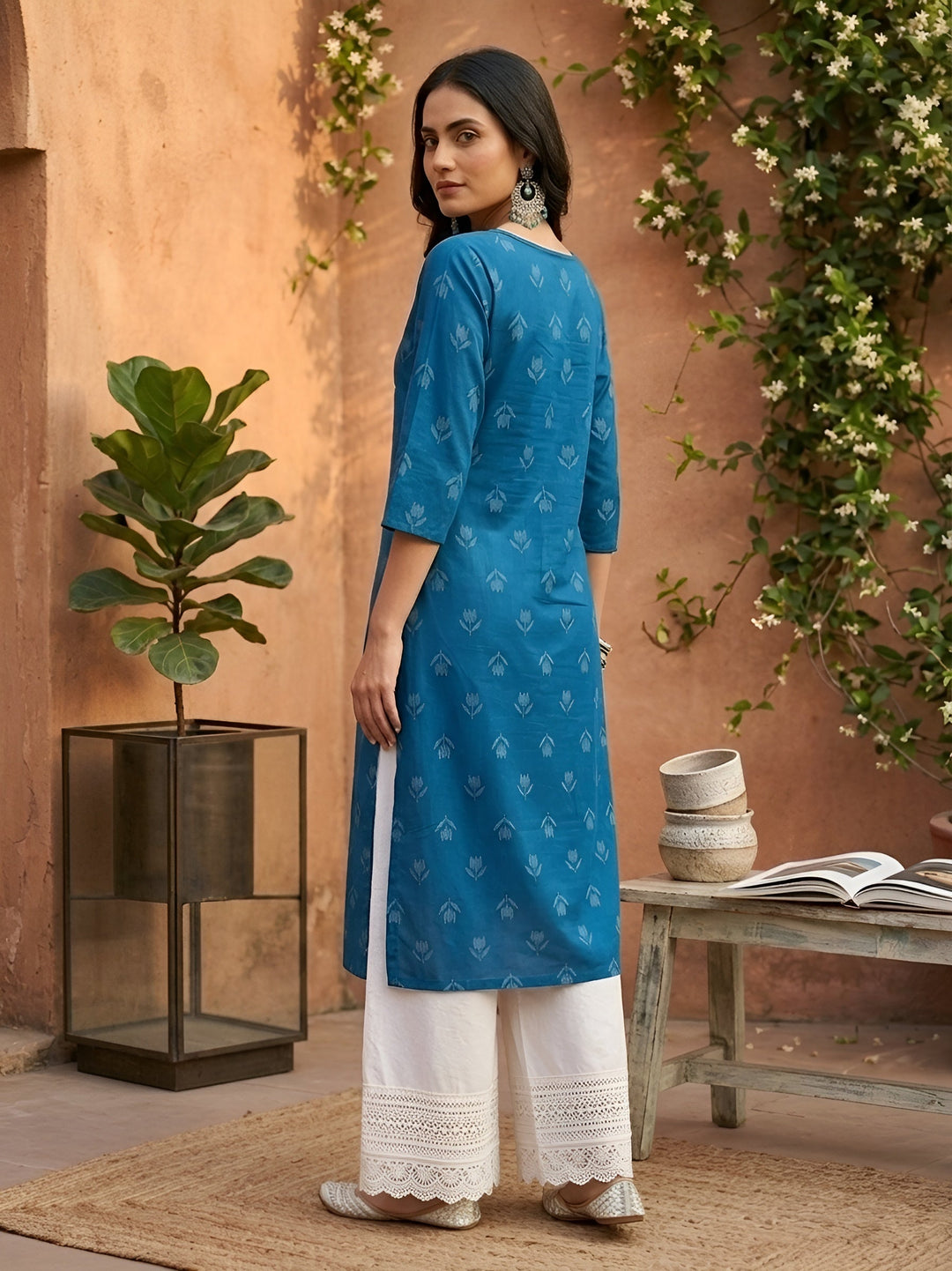 Printed Straight Kurta with Three Quarter Sleeves