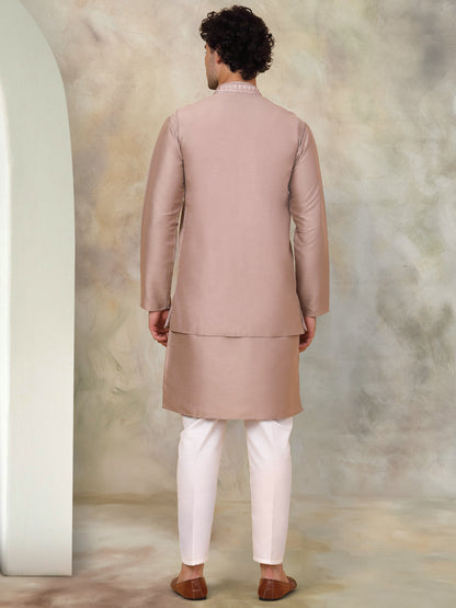 Men'S Embroidered Waistcoat And Kurta Pyjama.