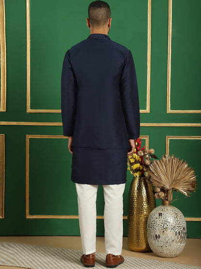 Men'S Embroidered Waistcoat And Kurta Pyjama.