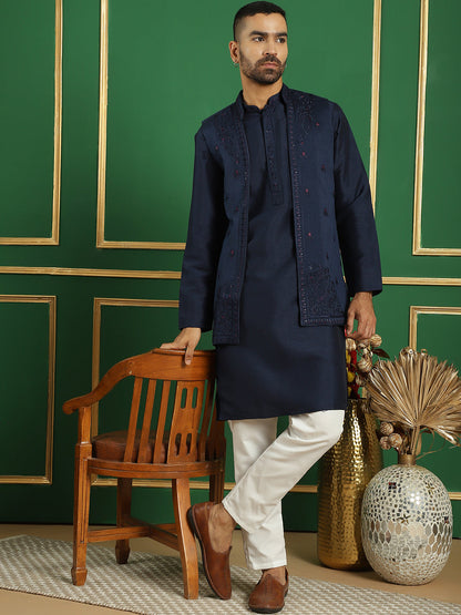 Men'S Embroidered Waistcoat And Kurta Pyjama.