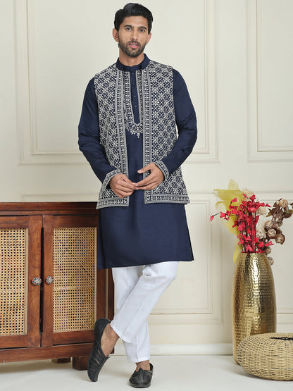 Men'S Embroidered Waistcoat And Kurta Pyjama.