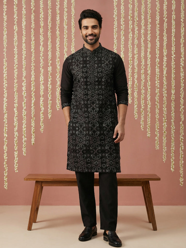 Ethnic Kurta Pyjama Set In Luxurious Silk Blend