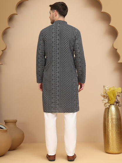 Men'S Embroidered Kurta Pyjama Set