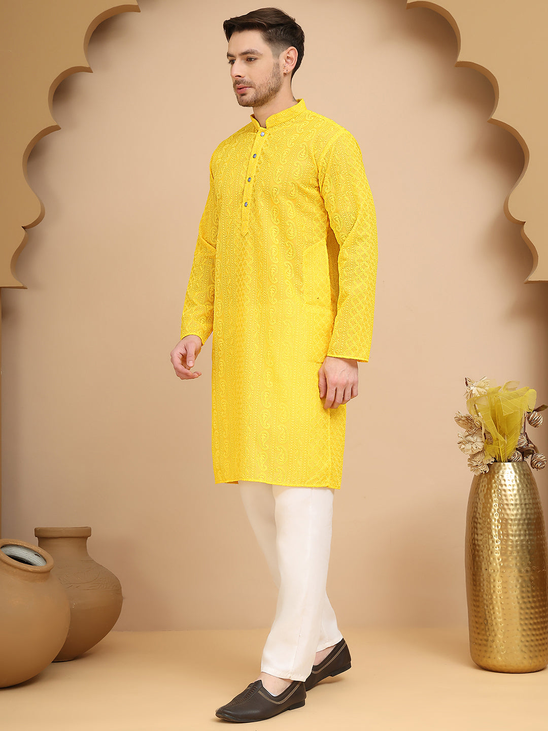 Men'S Embroidered Kurta Pyjama Set