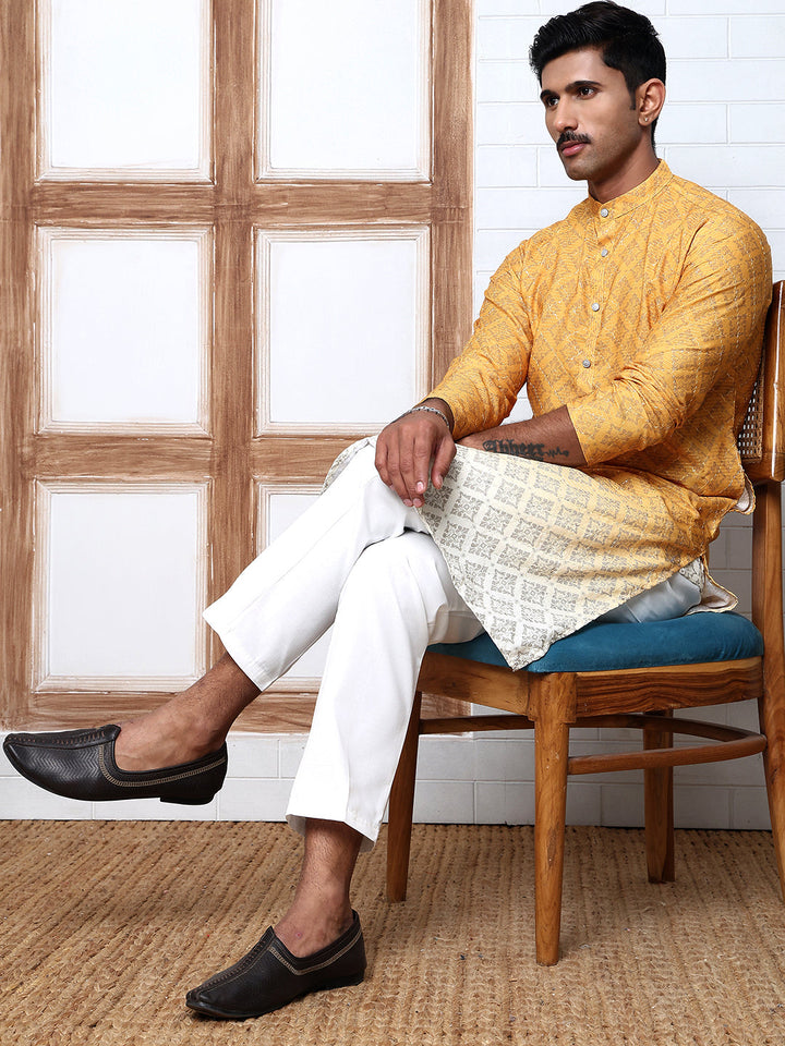 Ombre Printed Kurta Pyjama Set For Men