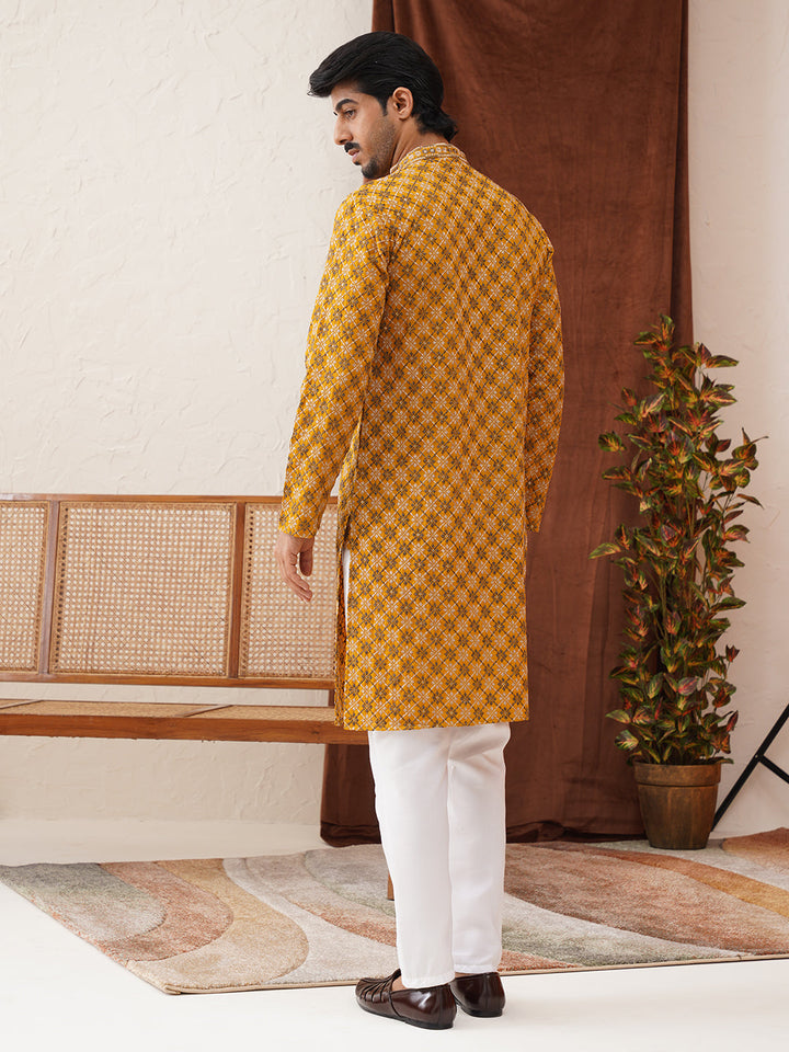 Embroidered Kurta Pyjama Set For Men