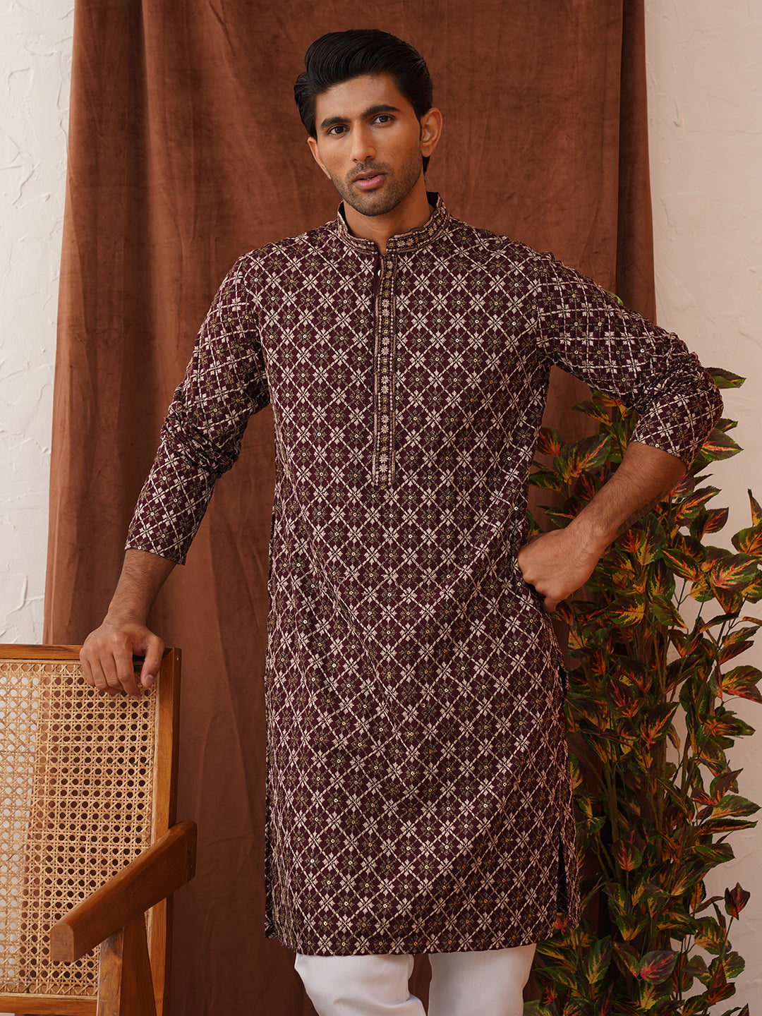 Embroidered Kurta Pyjama Set For Men