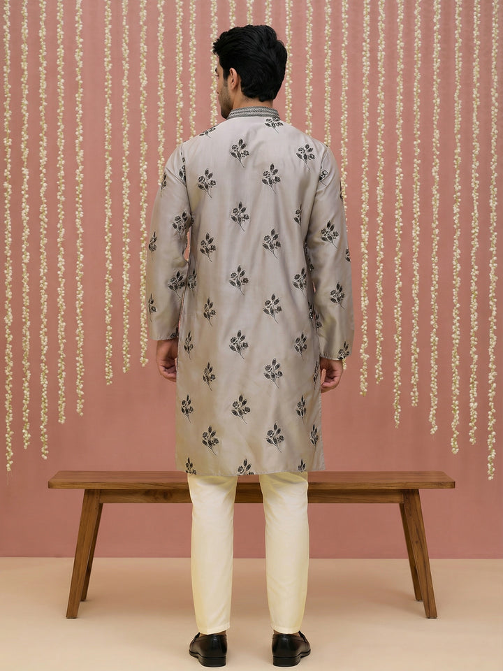Chikankari Embroidered Kurta Pyjama For Men