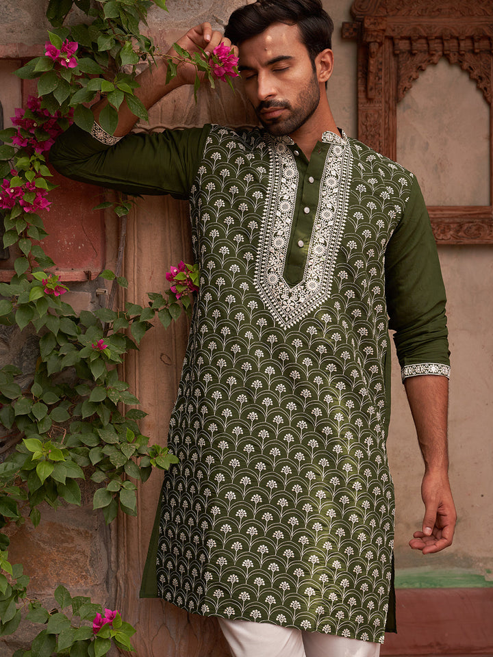 Embroidered Kurta Pyjama For Men