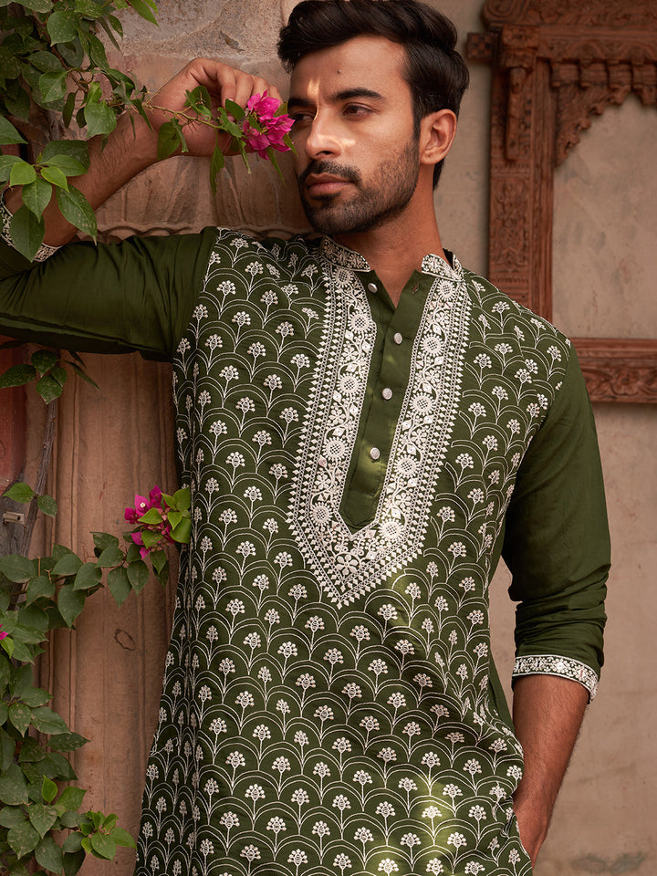 Embroidered Kurta Pyjama For Men