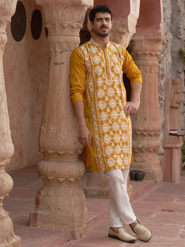 Embroidered Kurta Pyjama For Men