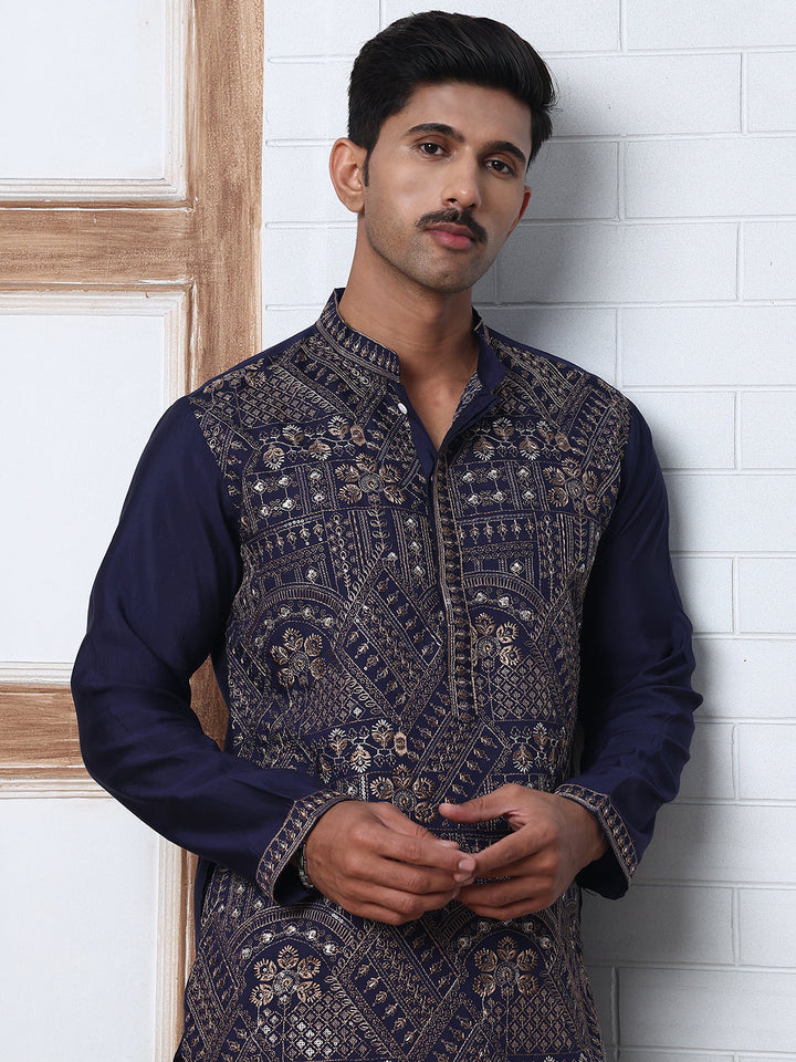 Traditional Embroidered Kurta For Men