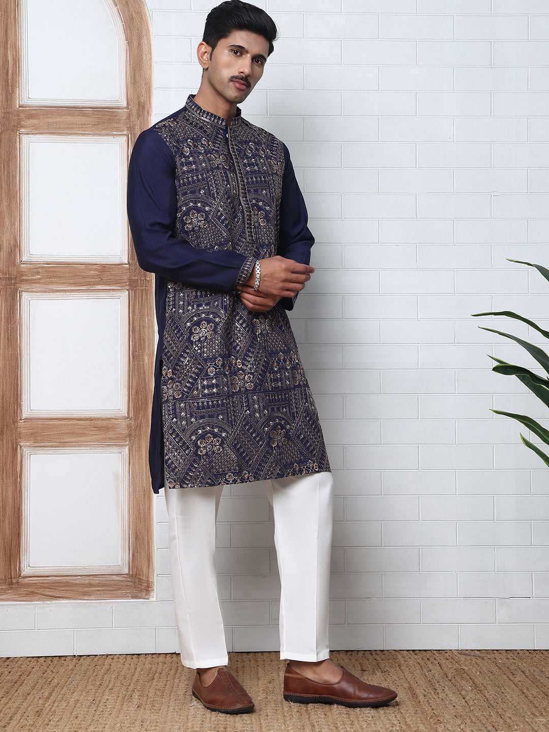 Traditional Embroidered Kurta For Men