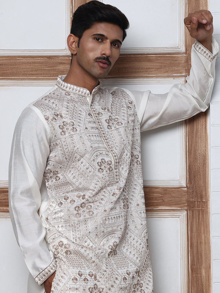Traditional Embroidered Kurta For Men
