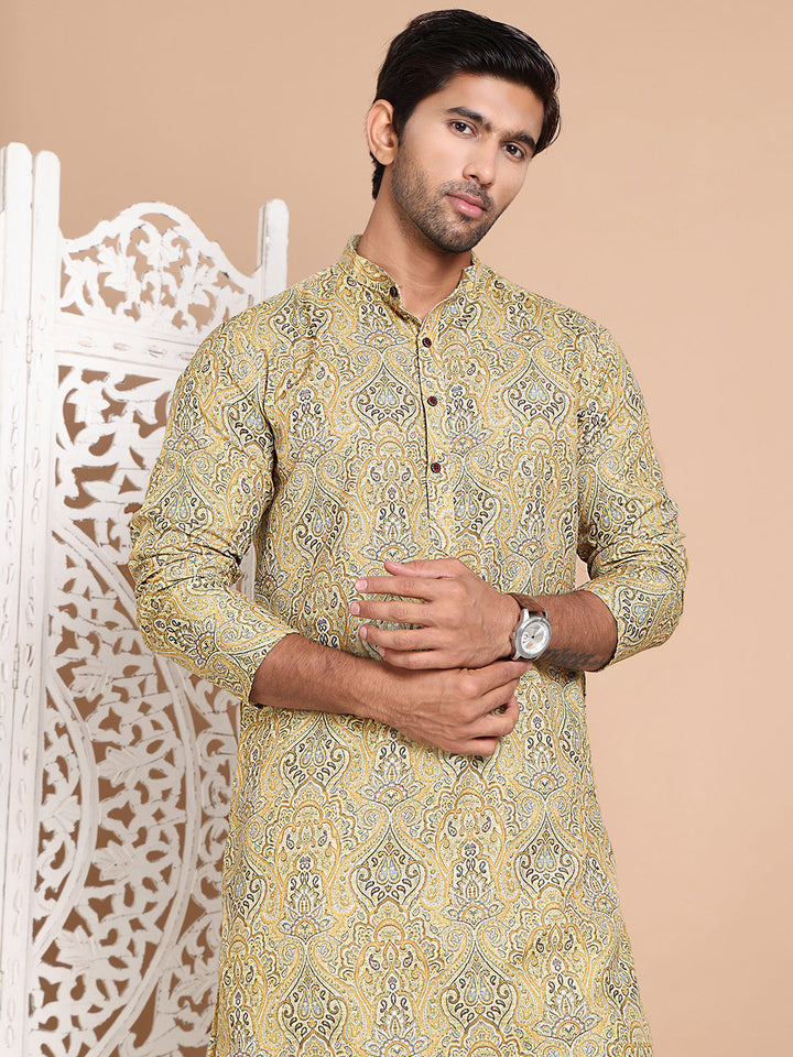 Men Printed Cotton Kurta Pyjama Set