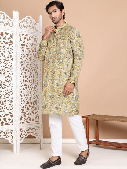 Men Printed Cotton Kurta Pyjama Set
