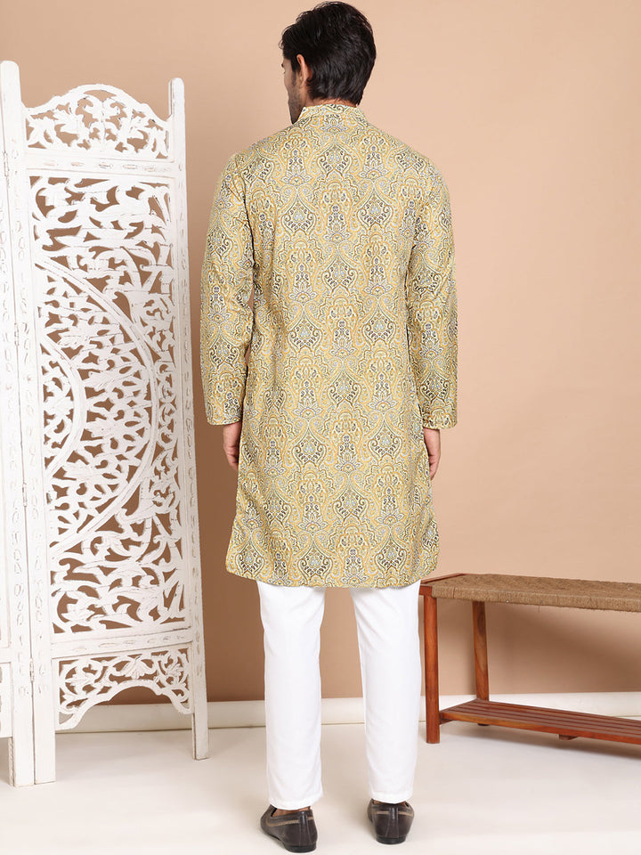 Men Printed Cotton Kurta Pyjama Set