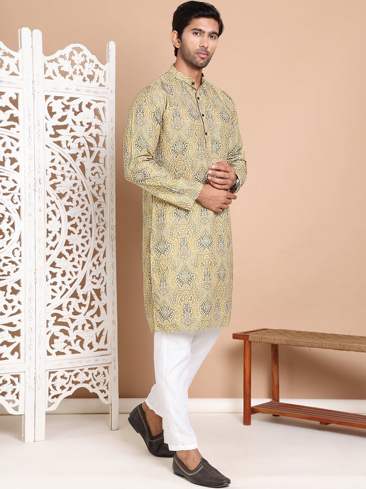 Men Printed Cotton Kurta Pyjama Set