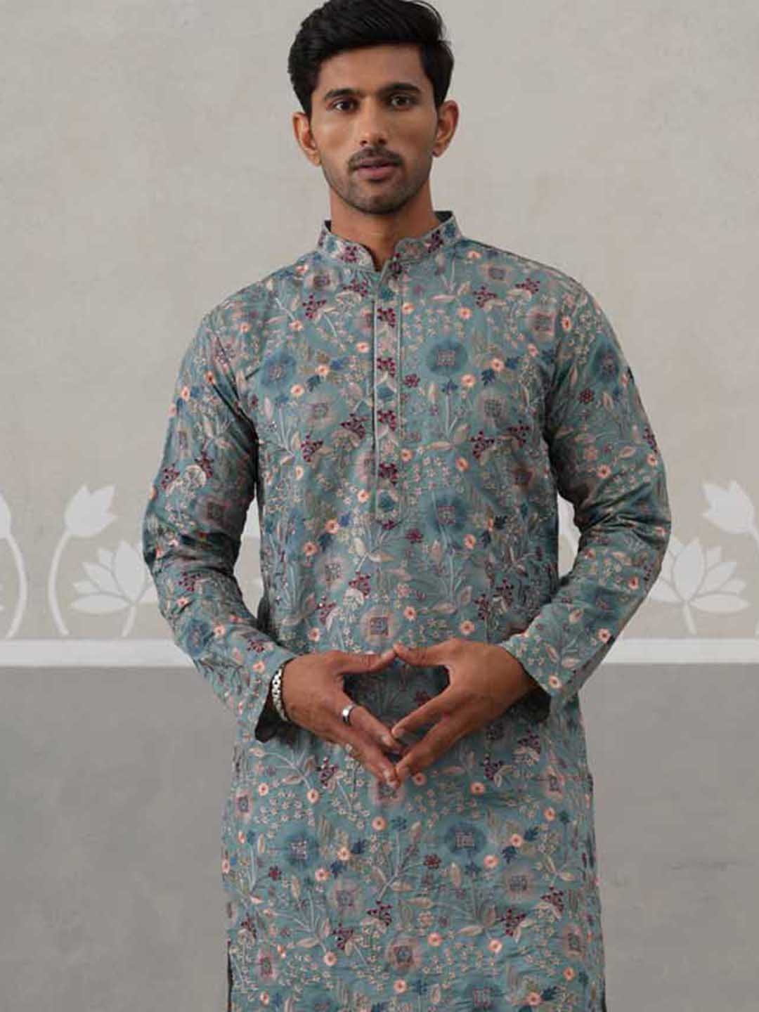 Embroidered Kurta Set For Men