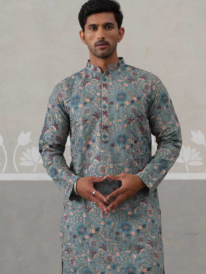 Embroidered Kurta Set For Men