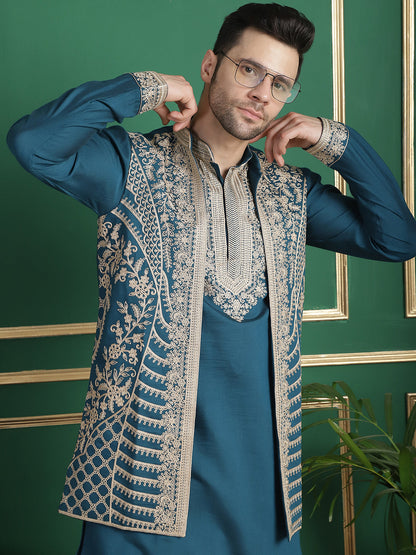 Men'S Embroidered Waistcoat And Kurta Pyjama.