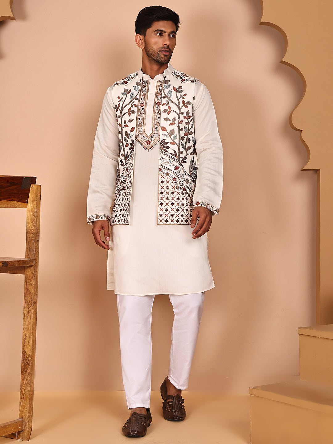 Elegant Leaf Embroidered Waistcoat With Kurta Pyjama