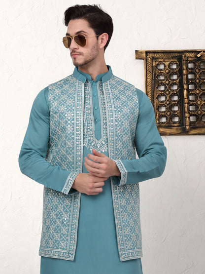 Men'S Embroidered Waistcoat And Kurta Pyjama.