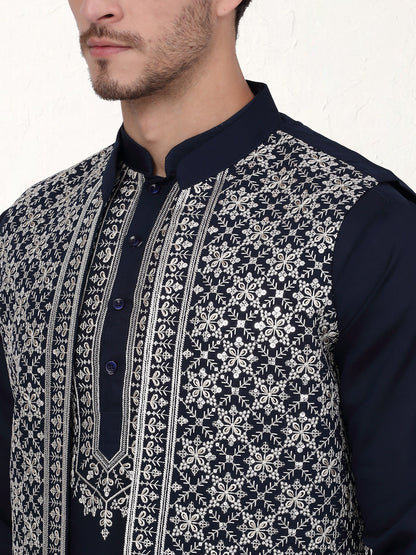 Men'S Embroidered Waistcoat And Kurta Pyjama.