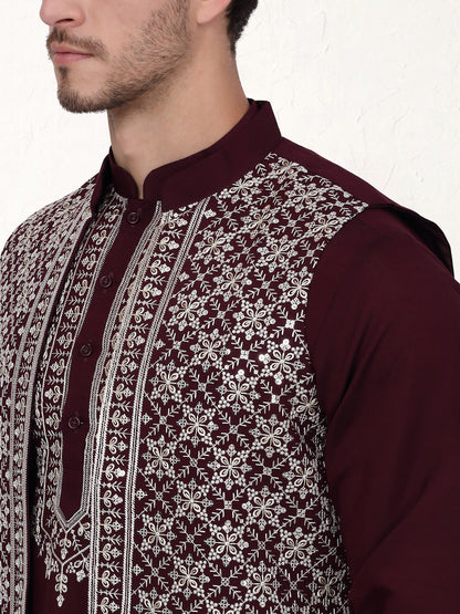 Men'S Embroidered Waistcoat And Kurta Pyjama.