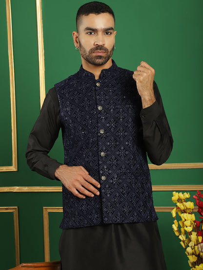 Men'S Velvet Nehru Jacket With Solid Kurta Pyjama.