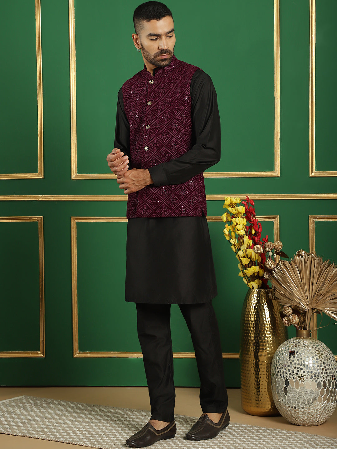 Men'S Velvet Nehru Jacket With Solid Kurta Pyjama.