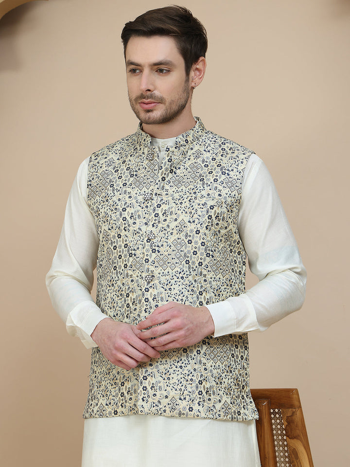 Woven Design Nehru Jacket With Solid Kurta Set For Men