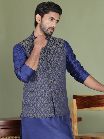 Woven Design Nehru Jacket With Solid Kurta Pyjama For Men