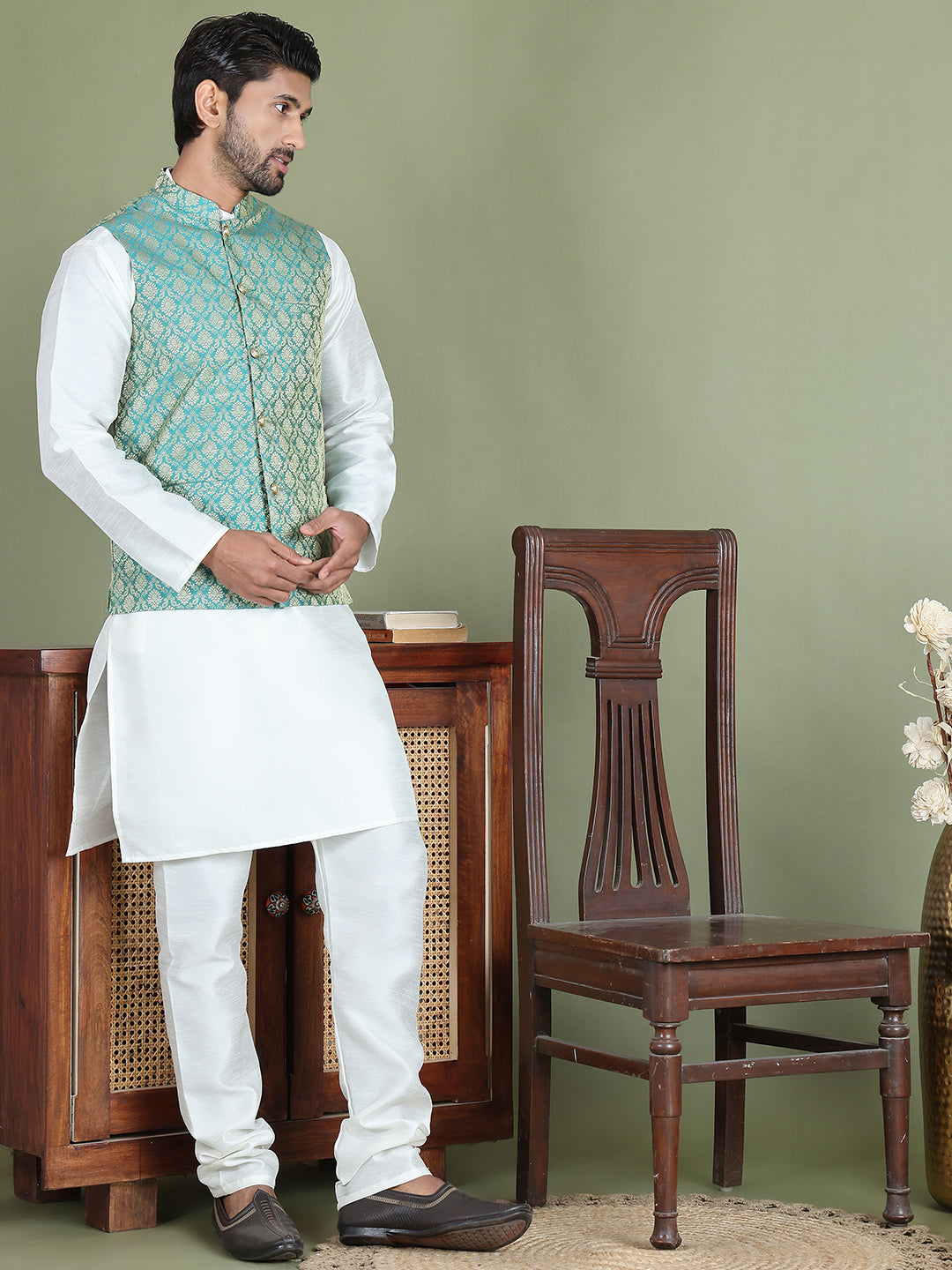 Woven Design Nehru Jacket With Solid Kurta Pyjama For Men