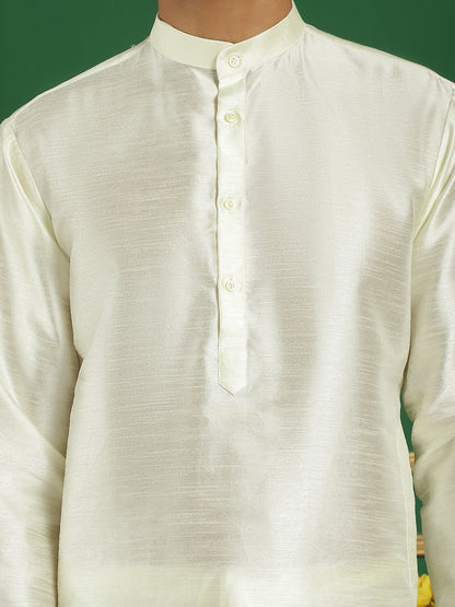 Men'S Sequins And Embroidered Nehru Jacket With Solid Kurta Pyjama.