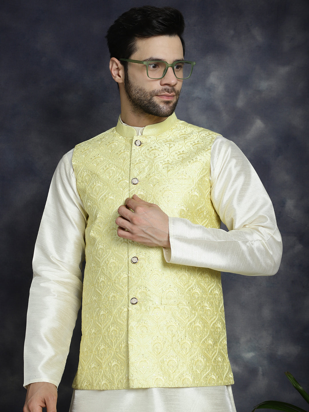 Men'S Sequins And Embroidered Nehru Jacket With Solid Kurta Pyjama.