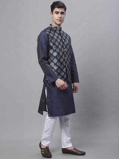 Men'S Navy Blue Embroidered Kurta Pyjama With Floral Printed Nehru Jacket