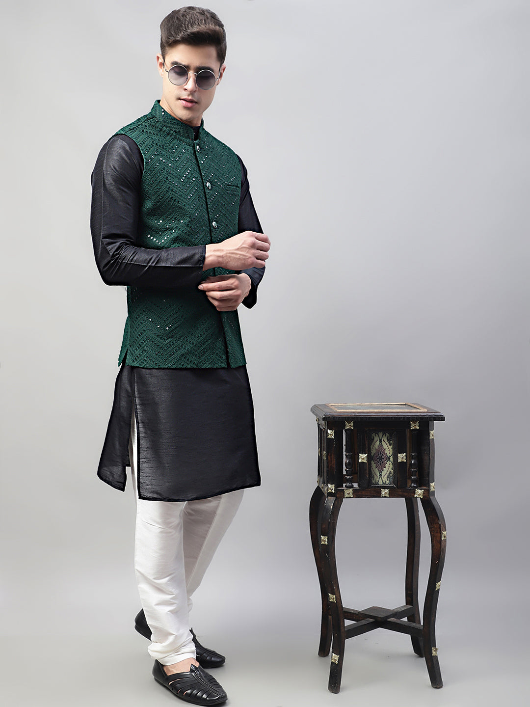 Men Black Solid Kurta Pyjama With  Olive Green Embroidered Nehru Jacket