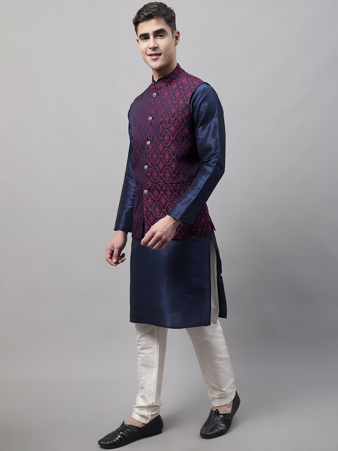 Men Navy Blue Solid Kurta Pyjama With  Maroon Woven Design Nehru Jacket
