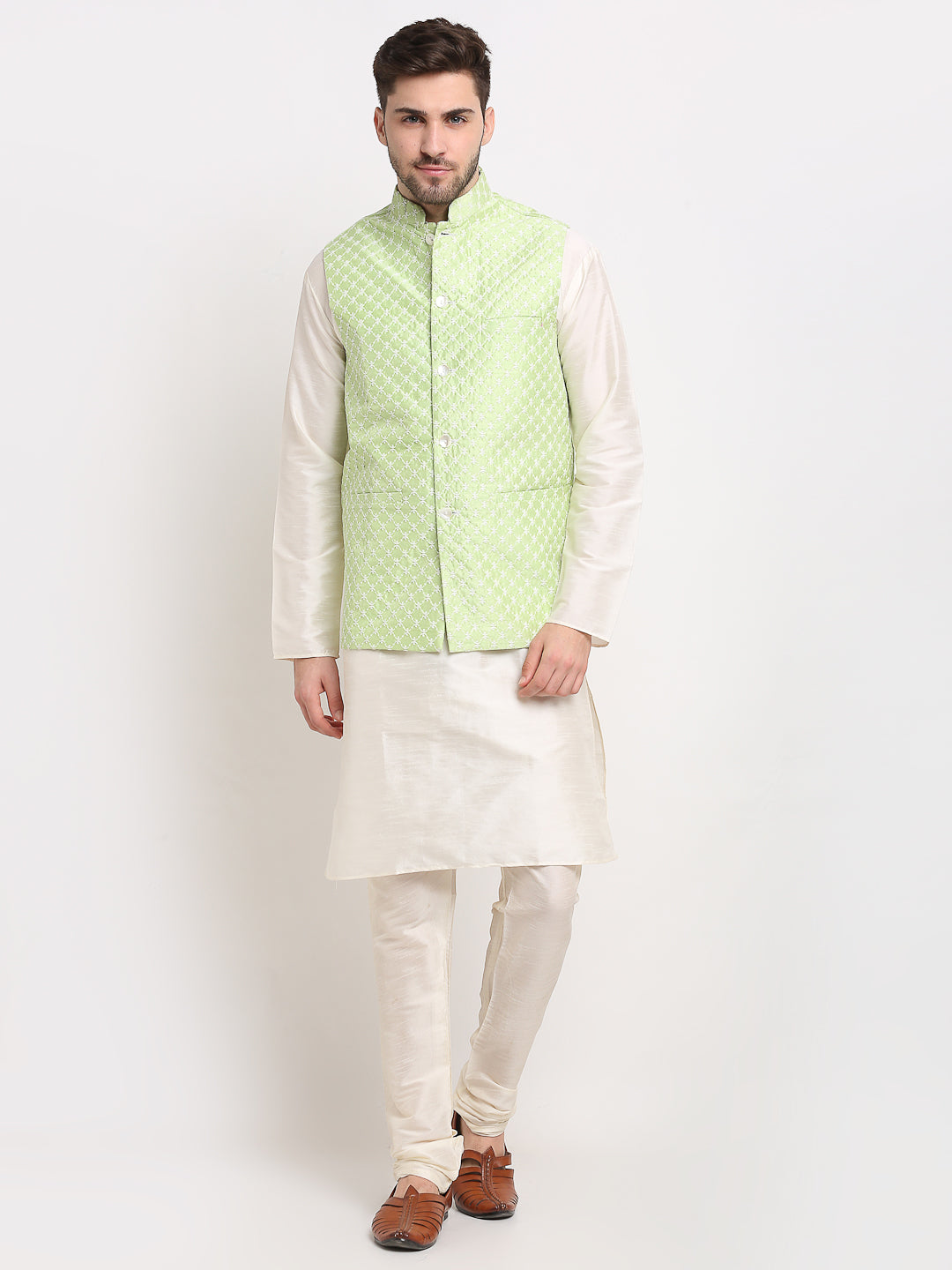Men Embroidered Nehru Jacket &amp; Kurta Pyjama
