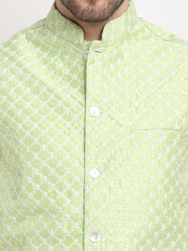 Men Embroidered Nehru Jacket &amp; Kurta Pyjama