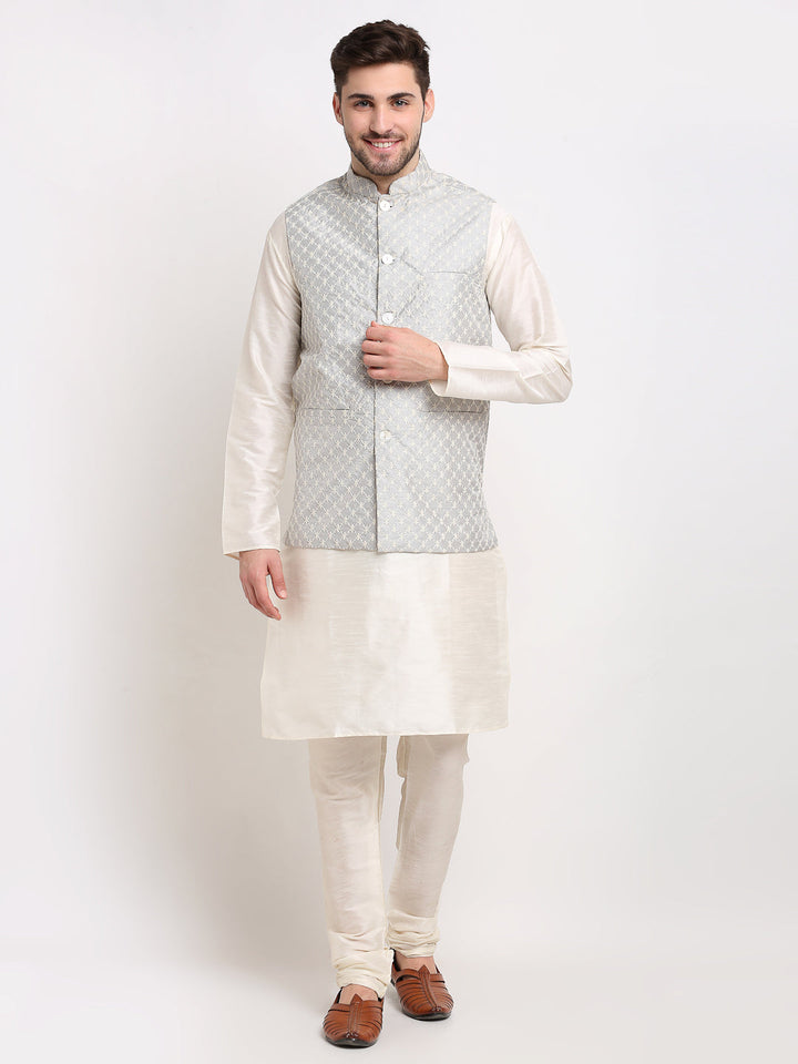 Men Embroidered Nehru Jacket &amp; Kurta Pyjama