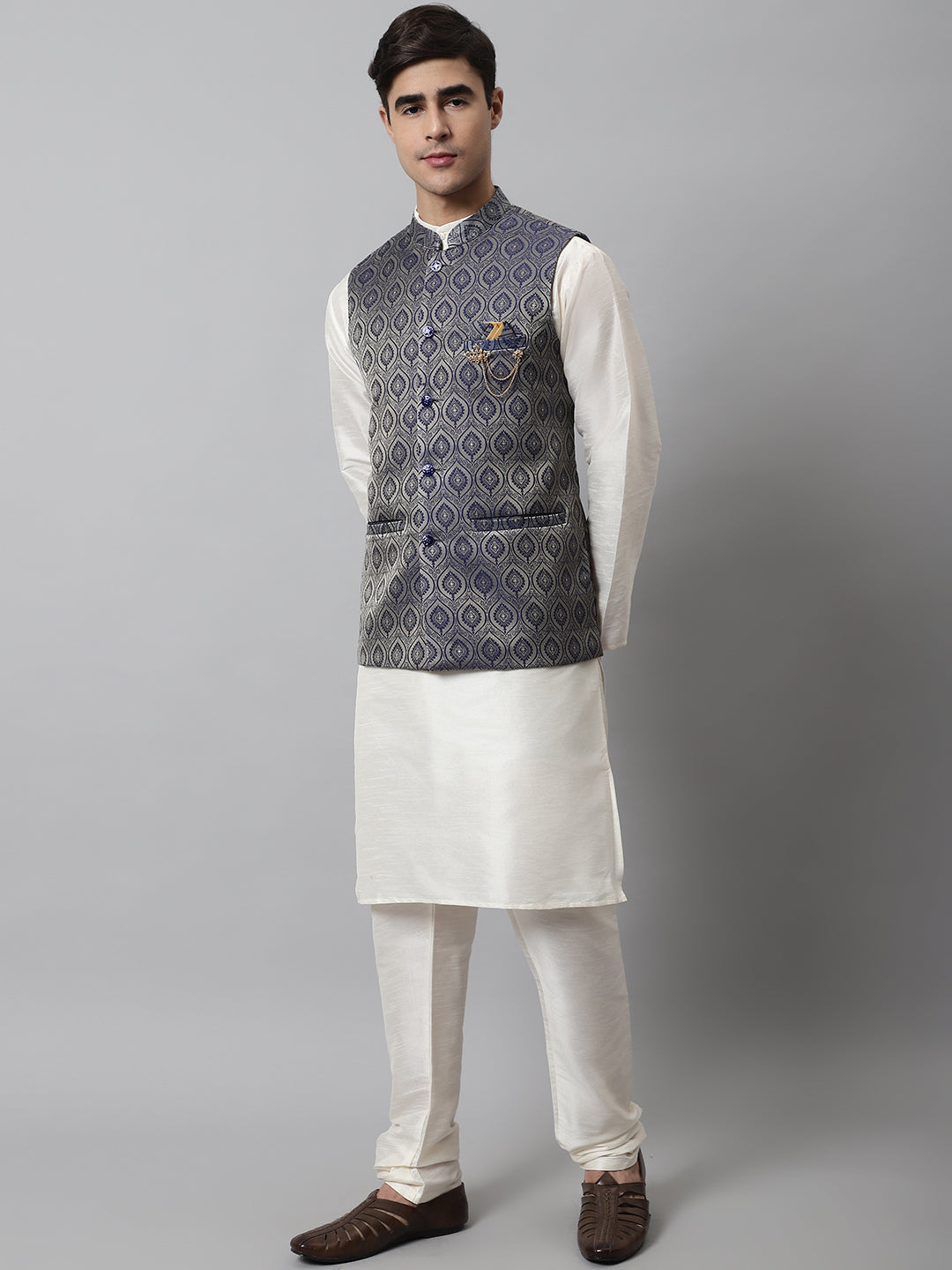 Men Off White Solid Kurta Pyjama With Navy Blue Woven Design Nehru Jacket