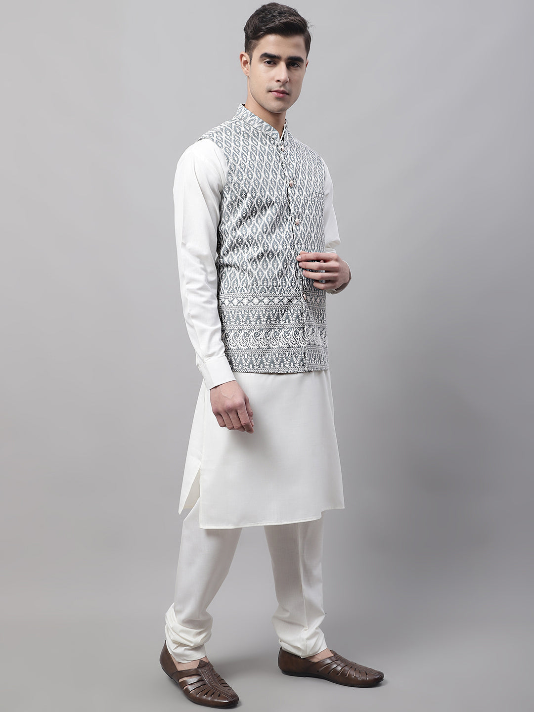 Men Off-White Solid Kurta Pyjama With  Grey Embroidered Nehru Jacket